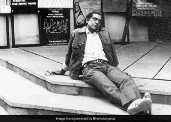 स्टोन फेस बताकर कभी फिल्म मेकर्स ने इन्हें कर दिया था रिजेक्ट, फिर की सरकारी नौकरी, 38 की उम्र के बाद मिला ब्रेक, पहचाना क्या