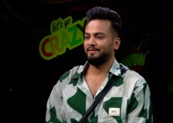 फिल्मी सितारों से ज्यादा कमाते हैं Elvish Yadav, जीते हैं आलीशान जिंदगी, हो चुका है ब्रेकअप…नेटवर्थ और कार कलेक्शन उड़ा देगा होश