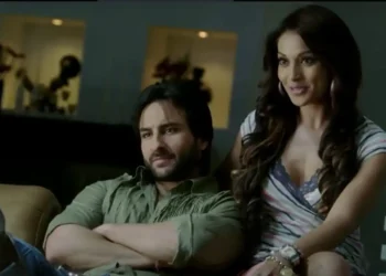 बॉलीवुड की इस फिल्म में सभी हीरो-हीरोइन बन गए थे विलेन, सस्पेंस देख थिएटर पर हिल गए थे लोग- आपने देखी क्या?