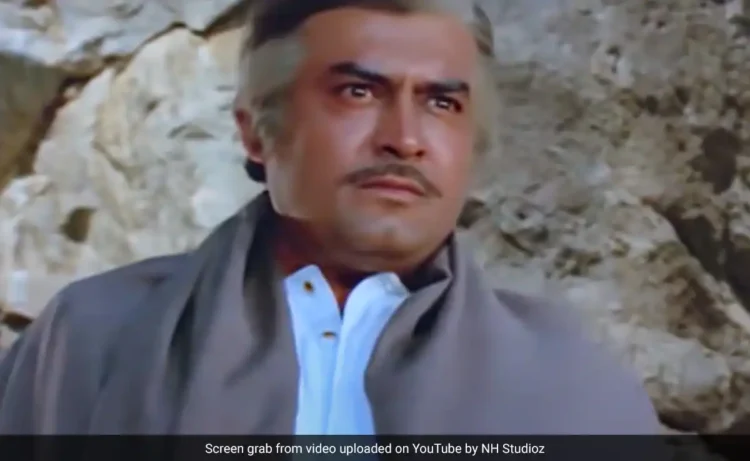 शोले के ठाकुर नहीं ये फेमस किरदार निभाना चाहते थे संजीव कुमार लेकिन हुआ कोई और रोल ऑफर, पढ़ें दिलचस्प किस्सा