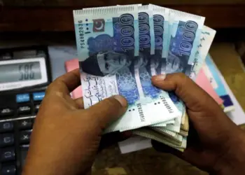 Pakistan’s rupee set to become top global performer: Report