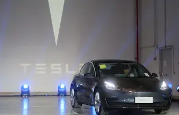 Tesla की भारत में बैटरी बैटरी स्टोरेज सिस्टम बनाने की योजना