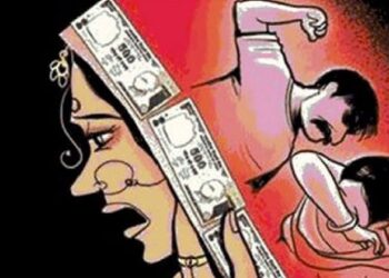 ससुराल वालों की करतूत जान कांप उठेगी रूह, पति ने रिश्तेदारों से मिल दिखाई दरिंदगी